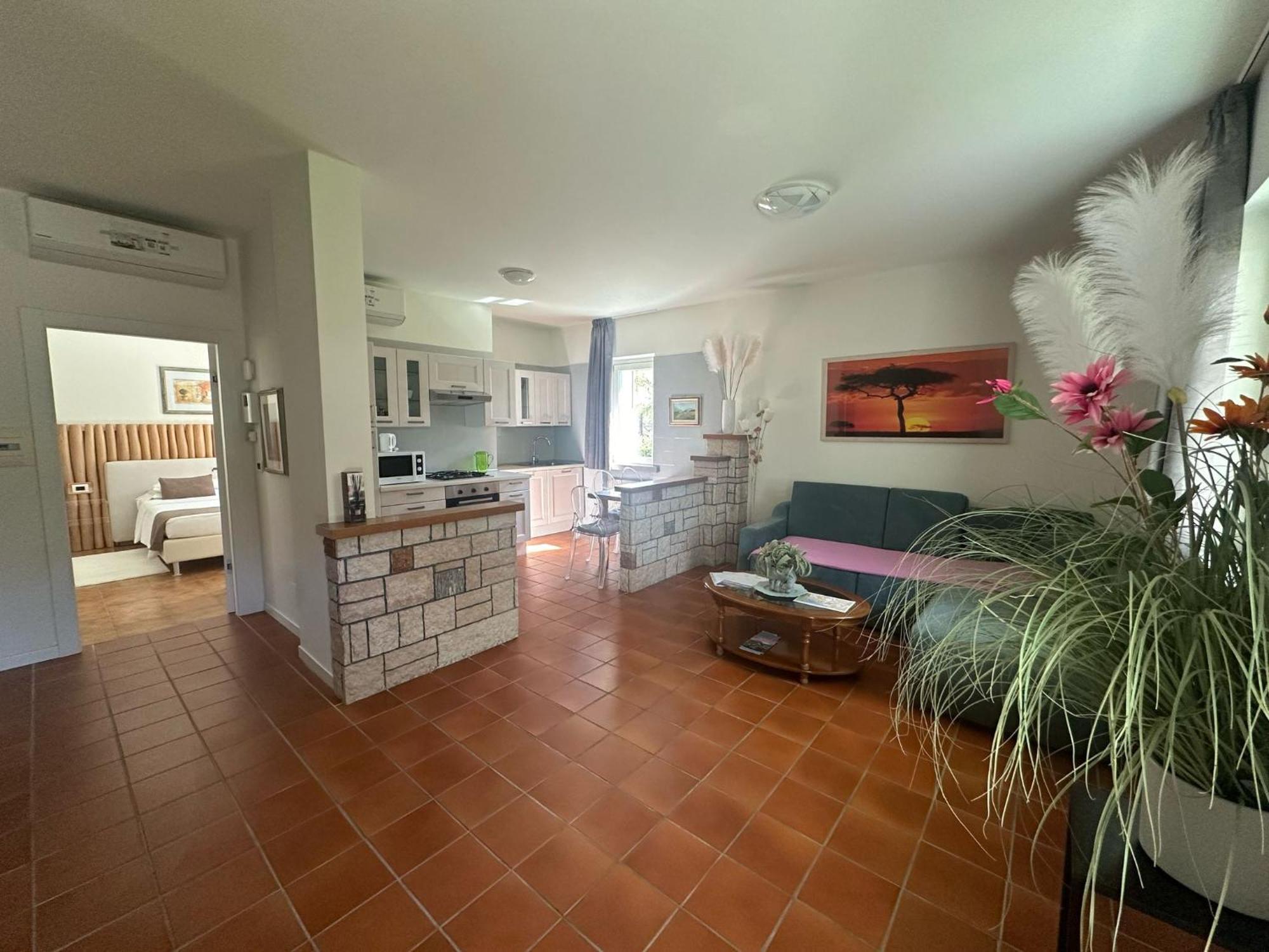 Residence Villa Dalila - Appartamento Dalila 리바 델 이탈리아 베로나 외부 사진