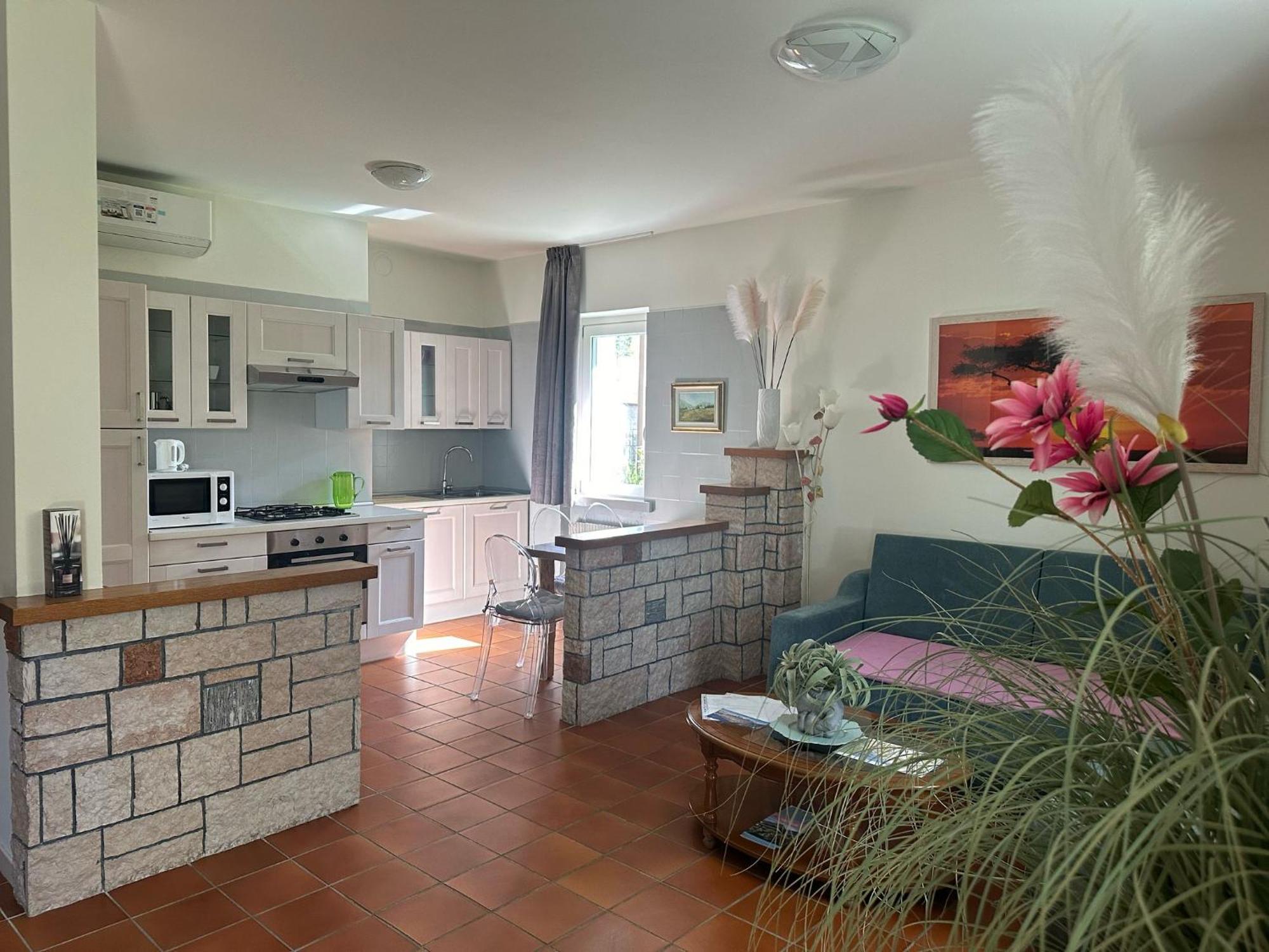 Residence Villa Dalila - Appartamento Dalila 리바 델 이탈리아 베로나 외부 사진